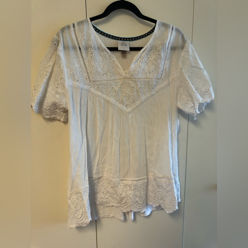 White Knox Rose Top, XXL